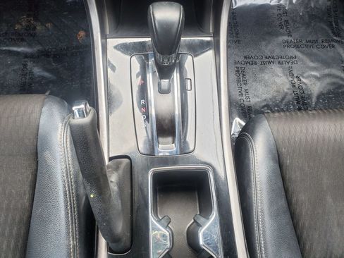 Used 2016 Honda Accord Sport image 35