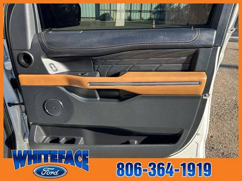 Used 2022 Ford Expedition Max Platinum image 49