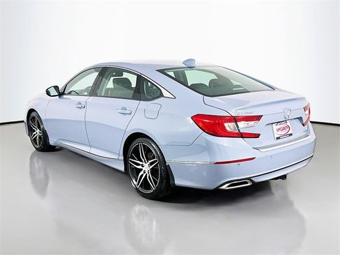 Certified 2022 Honda Accord Touring image 16
