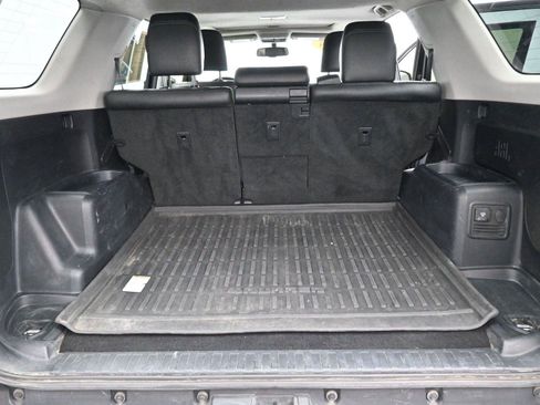 Used 2018 Toyota 4Runner Limited AWD/4WD image 10