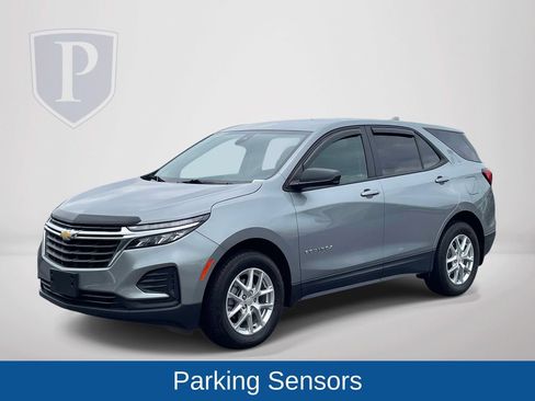 Used 2024 Chevrolet Equinox LS w/ LS Convenience Package AWD/4WD image 4