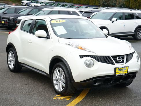 Used 2013 Nissan Juke S image 3