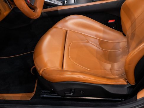 Certified 2019 Ferrari Portofino image 22