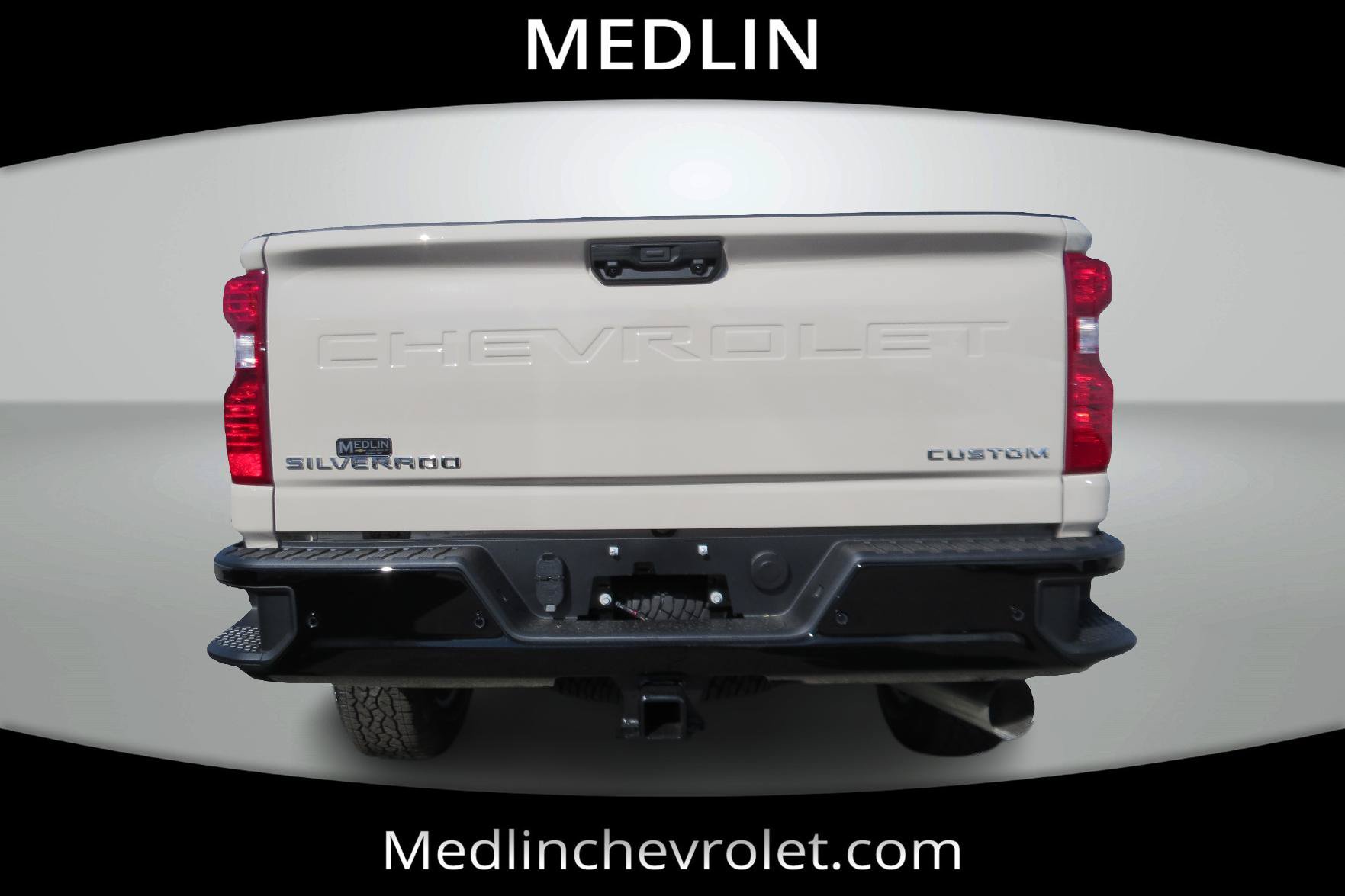 New 2026 Chevrolet Silverado 2500 Custom w/ Custom Value Package AWD/4WD image 8