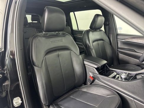 Used 2024 Jeep Grand Cherokee L Overland image 17