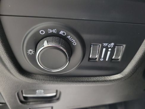 Used 2024 Jeep Grand Cherokee L Altitude AWD/4WD image 42