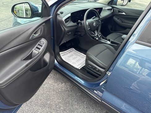 Used 2025 Buick Encore GX Preferred w/ Comfort Package FWD image 13