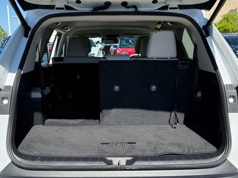 Used 2024 Toyota Grand Highlander XLE image 29