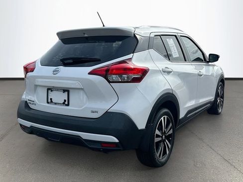 Used 2019 Nissan Kicks SR w/ SR Premium Package FWD image 7
