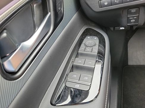 Used 2025 Nissan Murano Platinum w/ Cargo Package AWD/4WD image 13