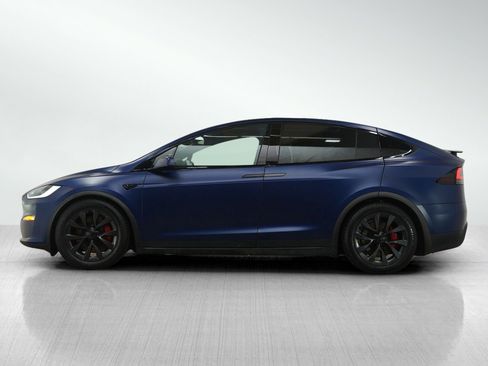 Used 2023 Tesla Model X Plaid image 3