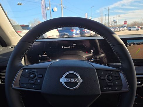 Used 2026 Nissan Sentra SV w/ SV Convenience Package image 30