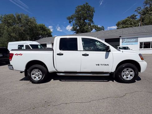 Used 2007 Nissan Titan XE AWD/4WD image 5