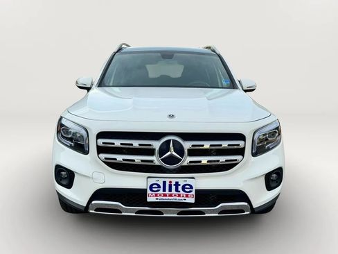 Used 2022 Mercedes-Benz GLB 250 4MATIC w/ Premium Package Lite image 2
