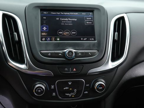 Used 2022 Chevrolet Equinox LT FWD image 14