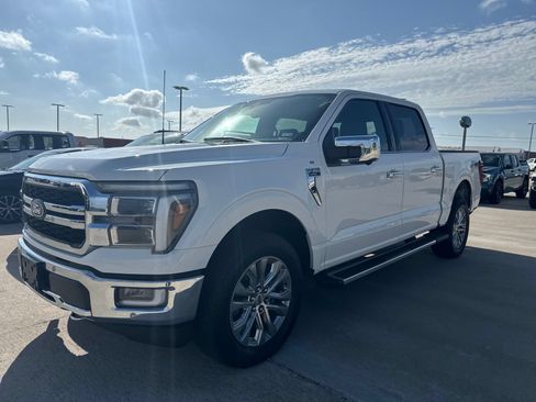 Used 2024 Ford F150 Lariat w/ Bed Utility Package AWD/4WD image 7