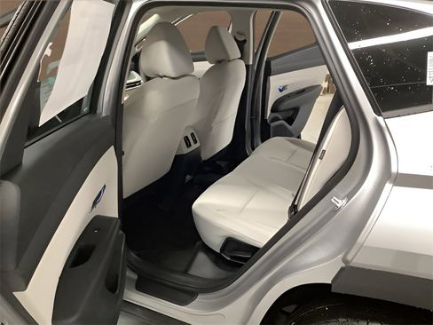 Used 2025 Hyundai Tucson SEL image 11