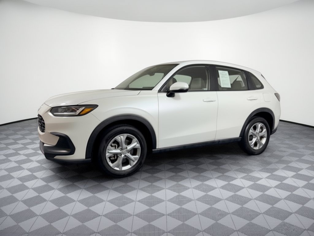 Certified 2024 Honda HR-V LX image 2