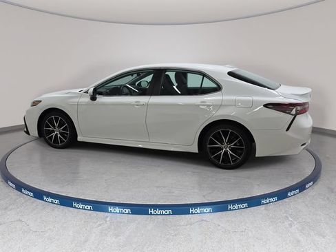 Certified 2024 Toyota Camry SE FWD image 7