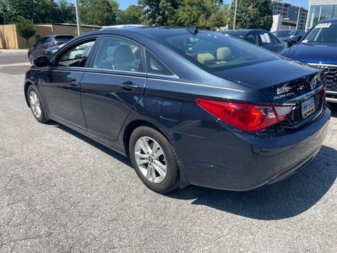 Used 2012 Hyundai Sonata GLS w/ Popular Equipment Pkg FWD image 4