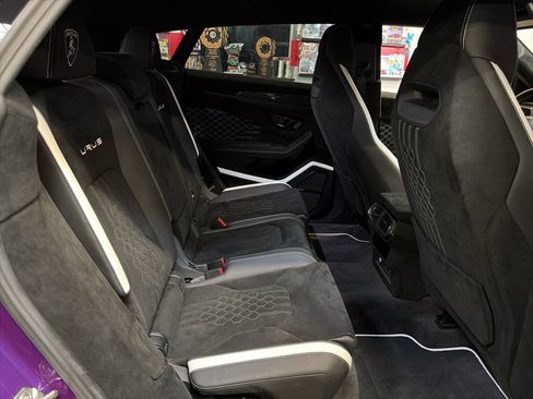 Used 2023 Lamborghini Urus Performante image 36