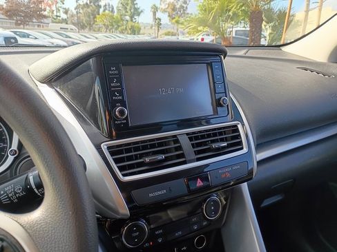 Used 2020 Mitsubishi Eclipse Cross ES image 23