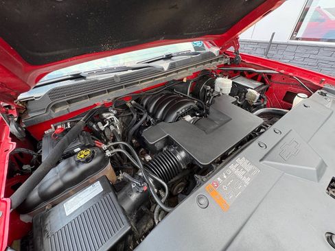 Used 2019 Chevrolet Silverado 1500 LT AWD/4WD image 22