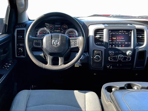 Used 2021 RAM 1500 Tradesman w/ Tradesman SXT Package image 5