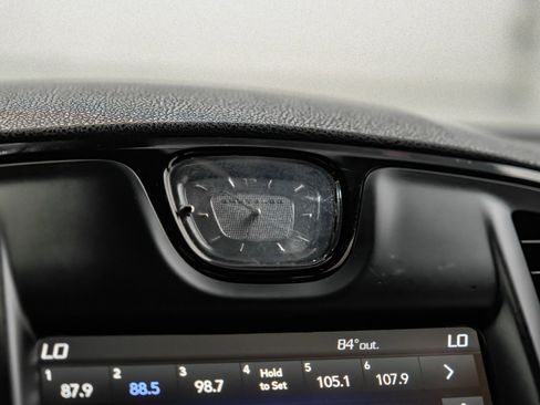 Used 2022 Chrysler 300 S image 35