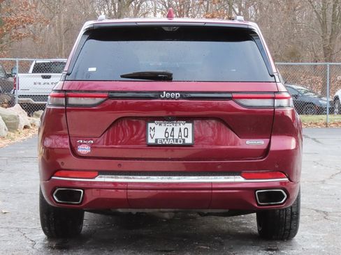 Certified 2022 Jeep Grand Cherokee Overland w/ Luxury Tech Group IV image 22