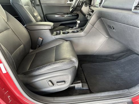 Used 2017 Kia Sportage SX FWD image 38