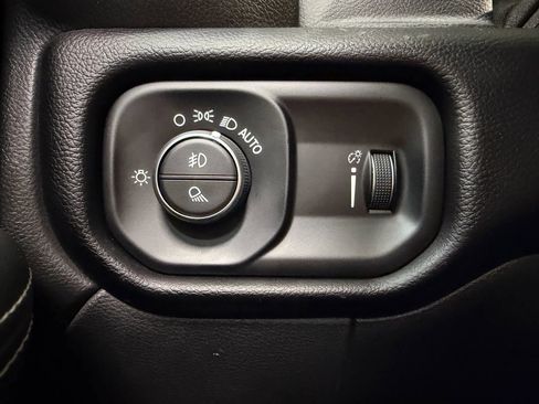 Used 2024 RAM 2500 Big Horn image 27