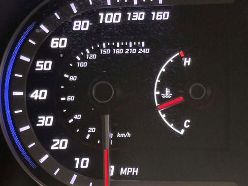 Used 2023 Hyundai Tucson SEL image 32