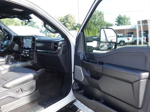 Used 2024 Ford F150 Lariat w/ Equipment Group 502A High AWD/4WD image 40