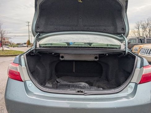 Used 2009 Toyota Camry image 18