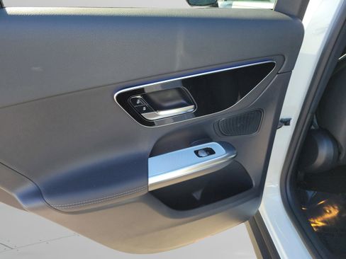 Certified 2026 Mercedes-Benz GLC 300 image 6