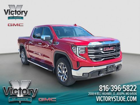Used 2025 GMC Sierra 1500 SLT w/ SLT Premium Plus Package AWD/4WD image 1