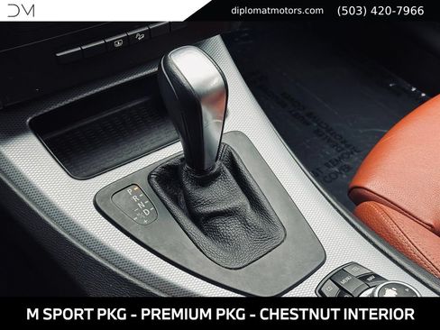 Used 2011 BMW 335i xDrive Sedan AWD/4WD image 40