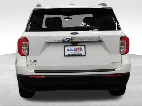 Used 2022 Ford Explorer XLT image 20