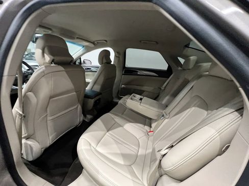 Used 2019 Lincoln MKZ Premiere image 23