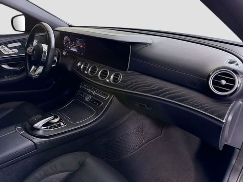 Used 2019 Mercedes-Benz E 53 AMG 4MATIC Sedan w/ Driver Assistance Package image 31