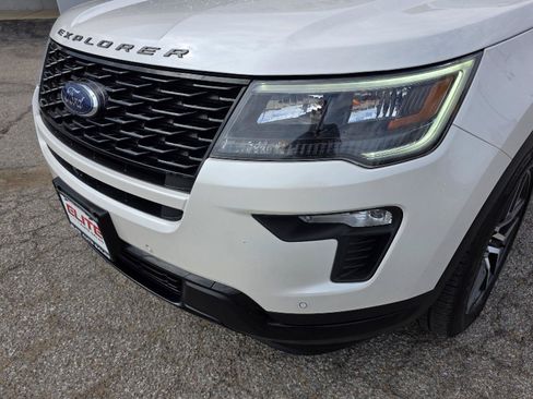 Used 2018 Ford Explorer Sport w/ Equipment Group 401A AWD/4WD image 48