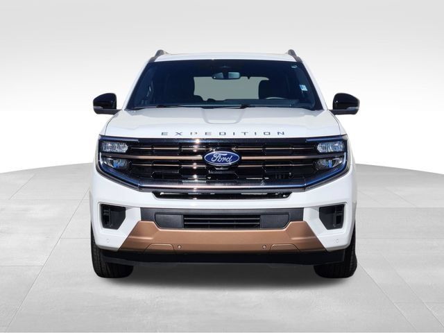 Used 2025 Ford Expedition King Ranch AWD/4WD image 3