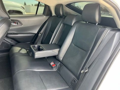 Used 2023 Toyota Prius XLE FWD image 16