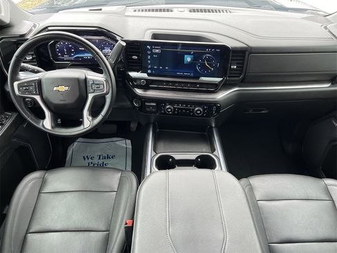 Used 2024 Chevrolet Silverado 2500 LTZ w/ LTZ Plus Package image 13