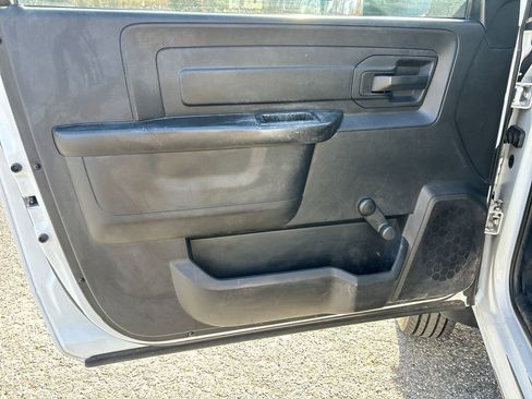 Used 2016 RAM 4500 Tradesman image 12