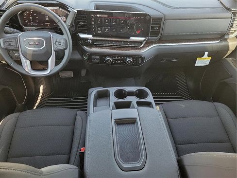 New 2026 GMC Sierra 1500 SLE w/ Preferred Package image 11