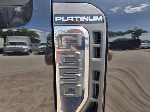 Used 2023 Ford F350 Platinum AWD/4WD image 19