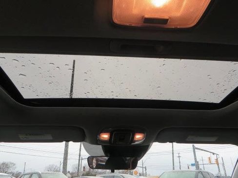 Used 2025 Hyundai Elantra SEL FWD image 19