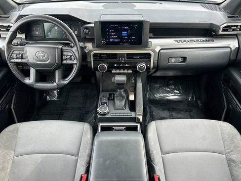 Used 2025 Toyota Tacoma SR5 image 15